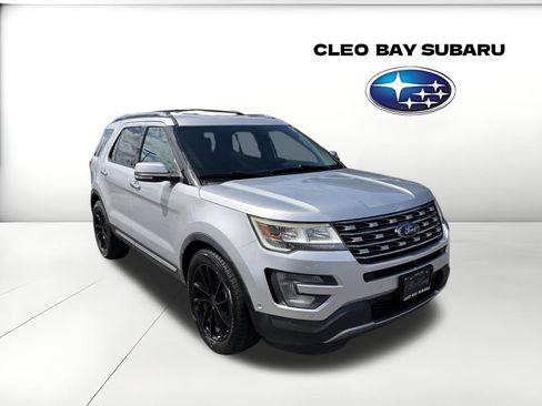 Used 2017 Ford Explorer Limited w/ Equipment Group 301A FWD image 1