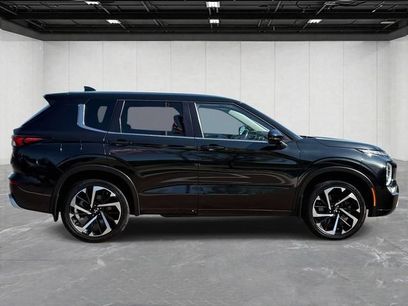 Used 2024 Mitsubishi Outlander SE
