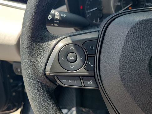 Used 2022 Toyota Corolla LE FWD image 20