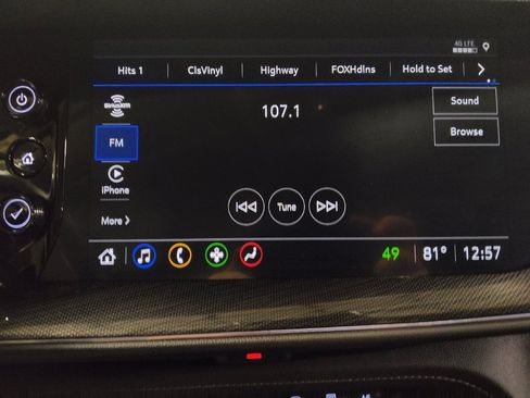 Used 2023 Buick Envision Essence image 25