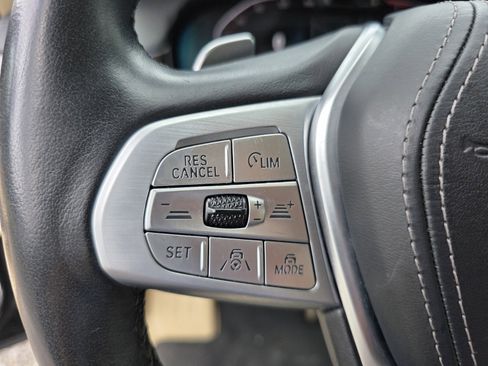 Used 2021 BMW 740i RWD image 19