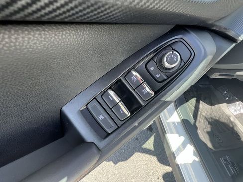 Certified 2025 Subaru Crosstrek 2.5i Limited w/ Crosstrek Mirror Package image 23