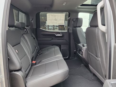 New 2026 GMC Sierra 1500 SLT w/ SLT Premium Plus Package AWD/4WD image 44
