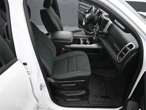 Used 2019 RAM 1500 Big Horn image 19