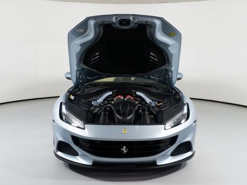 Used 2022 Ferrari Portofino M RWD image 9