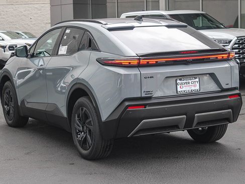 New 2026 Toyota C-HR AWD/4WD image 7