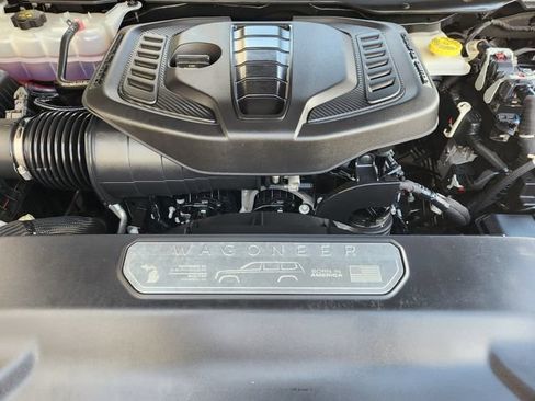 Used 2024 Jeep Wagoneer 4WD w/ Convenience Group I image 32