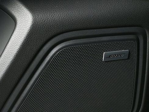 New 2026 Porsche Macan AWD image 7