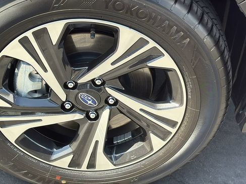 Certified 2025 Subaru Crosstrek 2.5i Premium AWD/4WD image 10