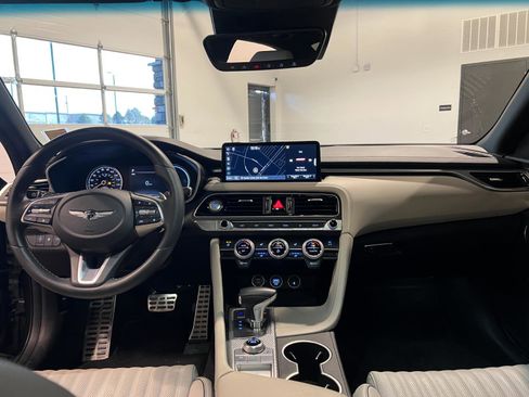 Used 2023 Genesis G70 2.0T w/ Sport Prestige Package image 31