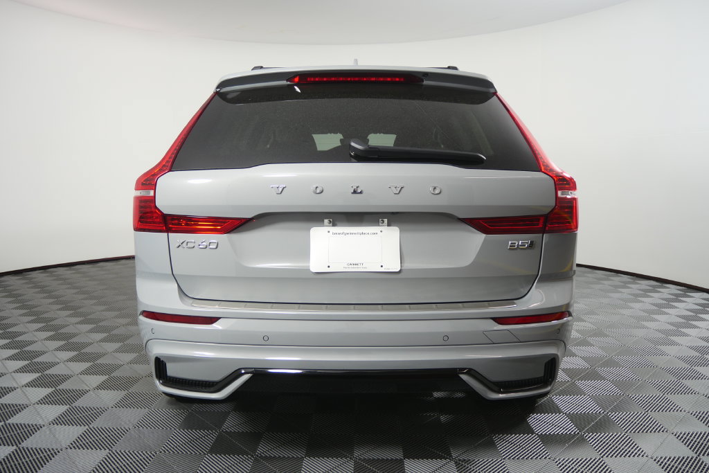 Used 2025 Volvo XC60 B5 Ultra w/ Protection Package Premier AWD/4WD image 5