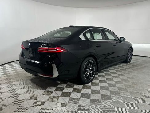 New 2026 BMW 540i xDrive w/ Executive Package image 7