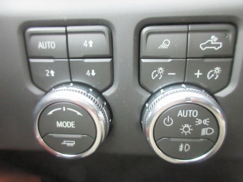 New 2026 GMC Sierra 2500 Denali Ultimate image 18