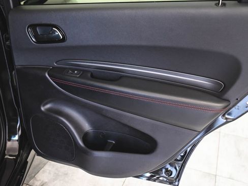Used 2025 Dodge Durango GT AWD/4WD image 12