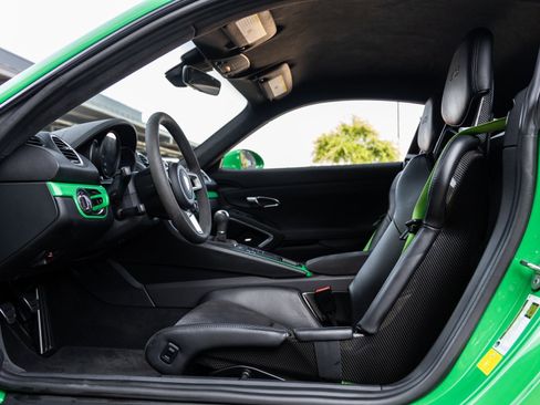 Used 2023 Porsche 718 Cayman GT4 image 24