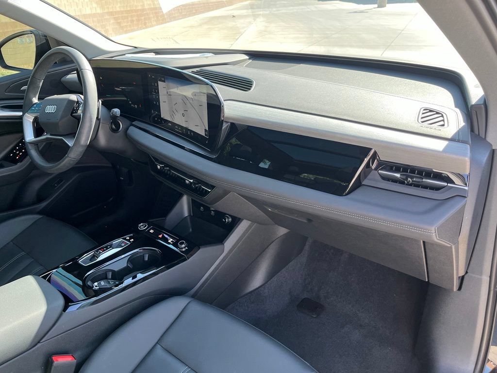 Used 2025 Audi Q6 e-tron Premium Plus w/ Premium Plus RWD image 45