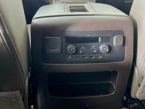 Used 2019 GMC Yukon XL Denali w/ Open Road Package RWD image 29