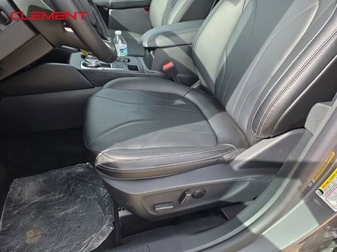 New 2025 Ford Escape Platinum w/ Premium Technology Package image 25