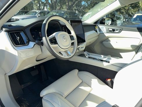 New 2026 Volvo XC60 B5 Ultra w/ Climate Package image 10