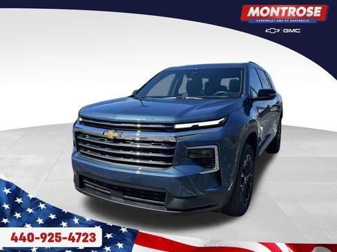New 2026 Chevrolet Traverse LT w/ Sun and Wheel Package FWD image 32