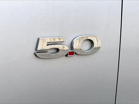 Used 2013 Ford Mustang GT image 10