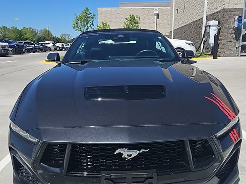 Used 2024 Ford Mustang GT Premium image 2