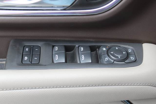 Used 2024 GMC Yukon SLT w/ SLT Luxury Package AWD/4WD image 37