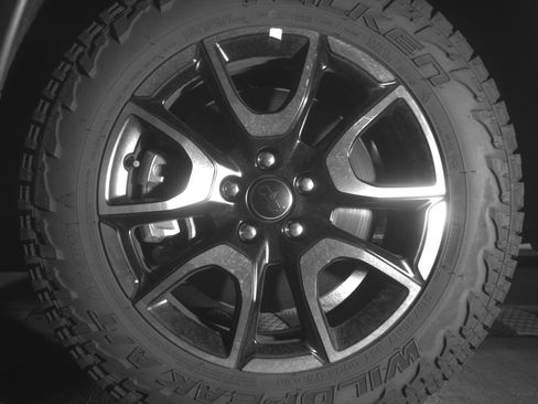 Used 2025 Jeep Compass Trailhawk AWD/4WD image 12