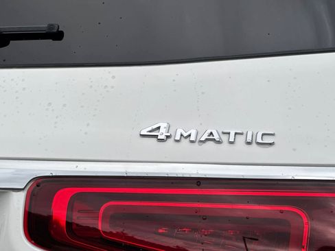 Used 2022 Mercedes-Benz GLS 450 4MATIC image 35