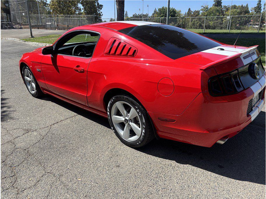 Used 2014 Ford Mustang GT Premium w/ Equipment Group 401A RWD image 8