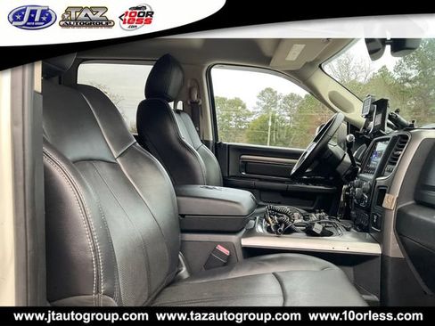 Used 2018 RAM 2500 Laramie w/ Sport Appearance Group AWD/4WD image 14