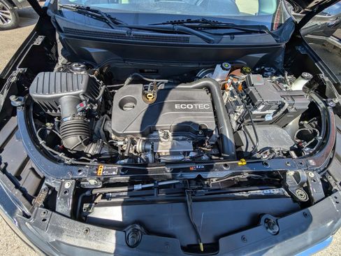 Used 2021 Chevrolet Equinox LS FWD image 10
