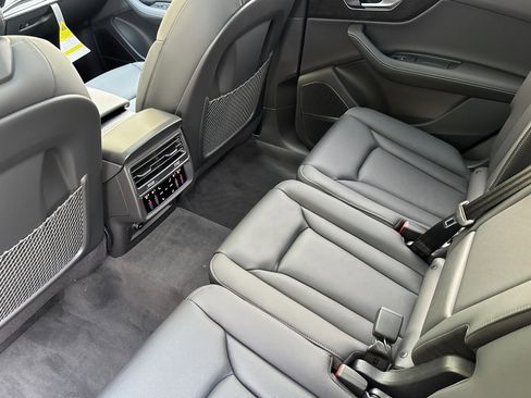 New 2026 Audi Q7 3.0T Premium Plus image 9