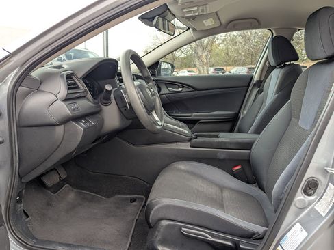 Used 2019 Honda Insight LX image 10