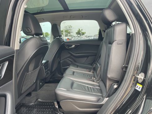 Used 2022 Audi Q7 3.0T Premium Plus image 21