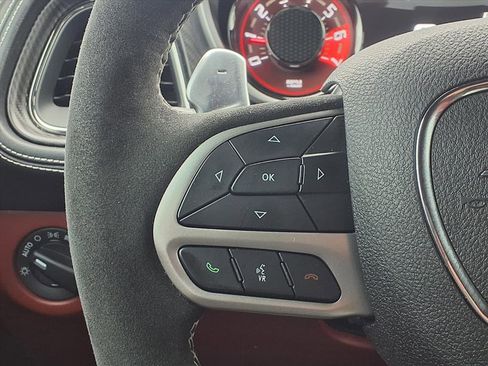 Used 2023 Dodge Challenger SRT Hellcat image 17