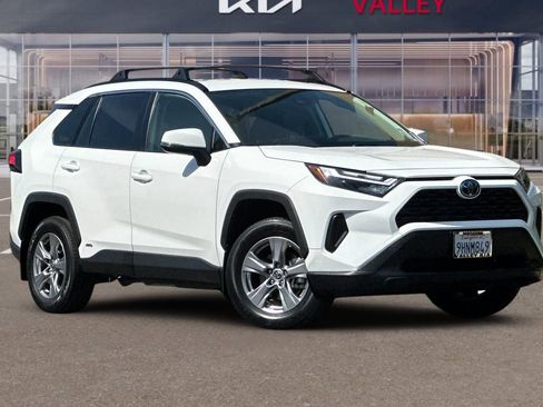 Used 2023 Toyota RAV4 LE image 2