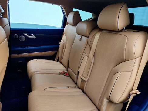 Used 2024 Genesis GV80 3.5T w/ Advanced Package image 22