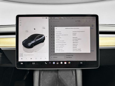 Used 2023 Tesla Model Y Long Range AWD/4WD image 12