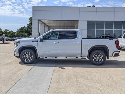 New 2026 GMC Sierra 1500 SLT w/ SLT Premium Plus Package AWD/4WD image 9
