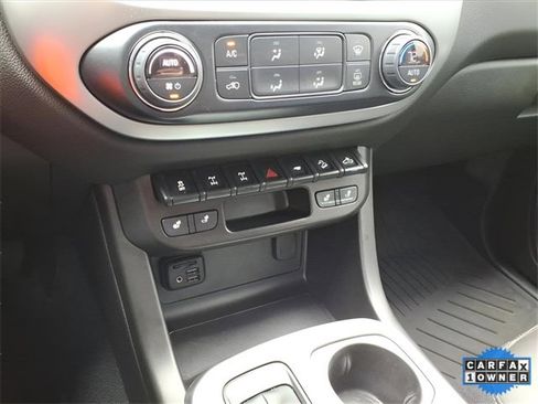 Used 2022 Chevrolet Colorado ZR2 image 15