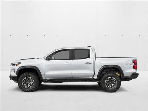 New 2026 Chevrolet Colorado ZR2 w/ Technology Package AWD/4WD image 3