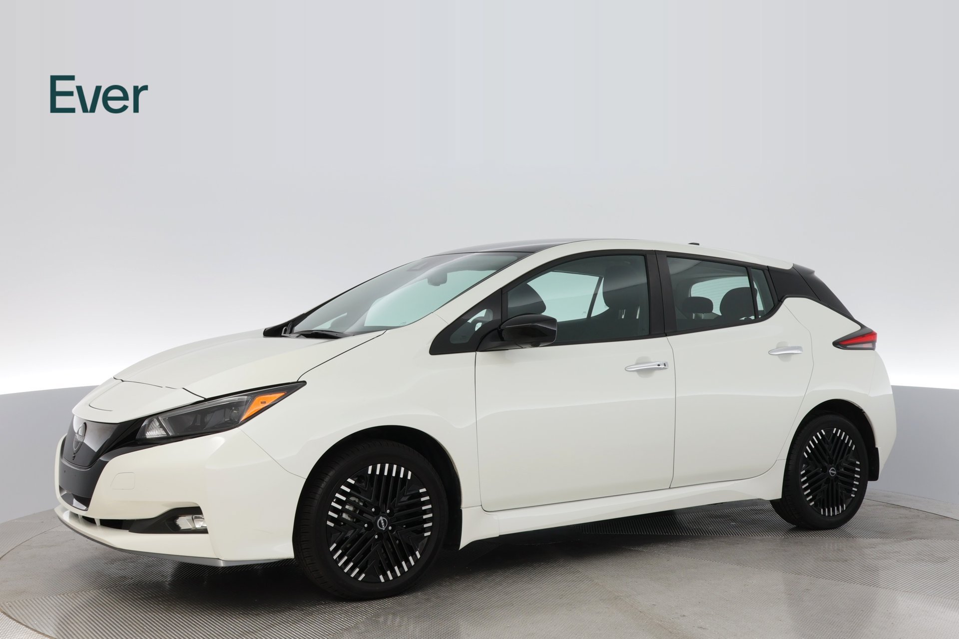 Used 2024 Nissan Leaf SV Plus FWD image 18