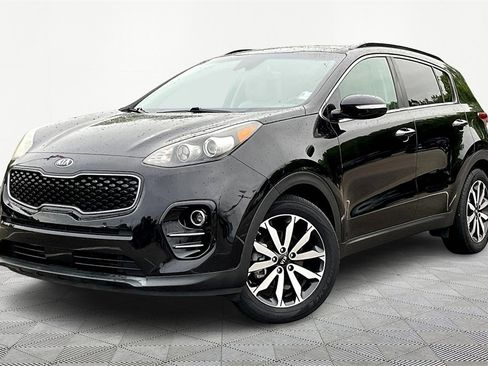 Used 2019 Kia Sportage EX w/ EX Technology Package image 2