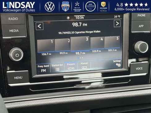 Used 2020 Volkswagen Jetta SE image 15