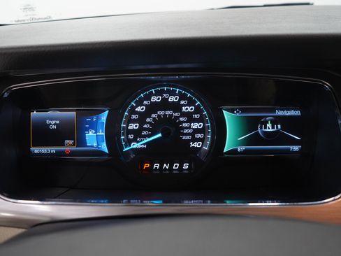 Used 2014 Ford Taurus SEL w/ Equipment Group 201A FWD image 25