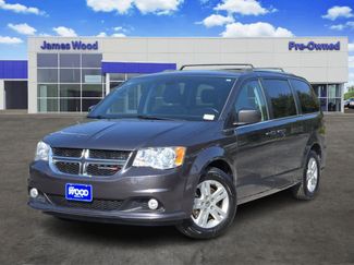 Used 2019 Dodge Grand Caravan SXT image 1