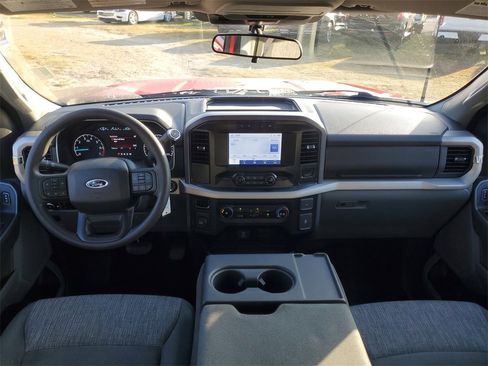 Used 2023 Ford F150 XLT image 24
