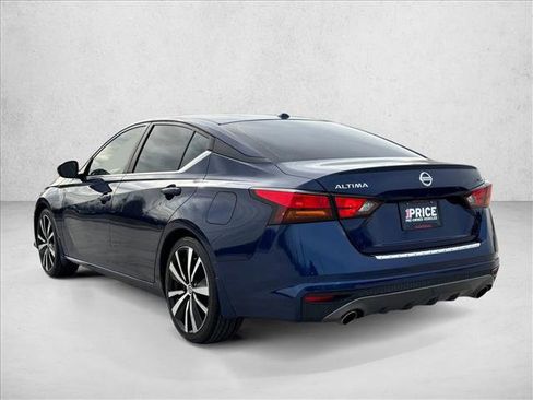 Used 2022 Nissan Altima 2.5 SR image 8