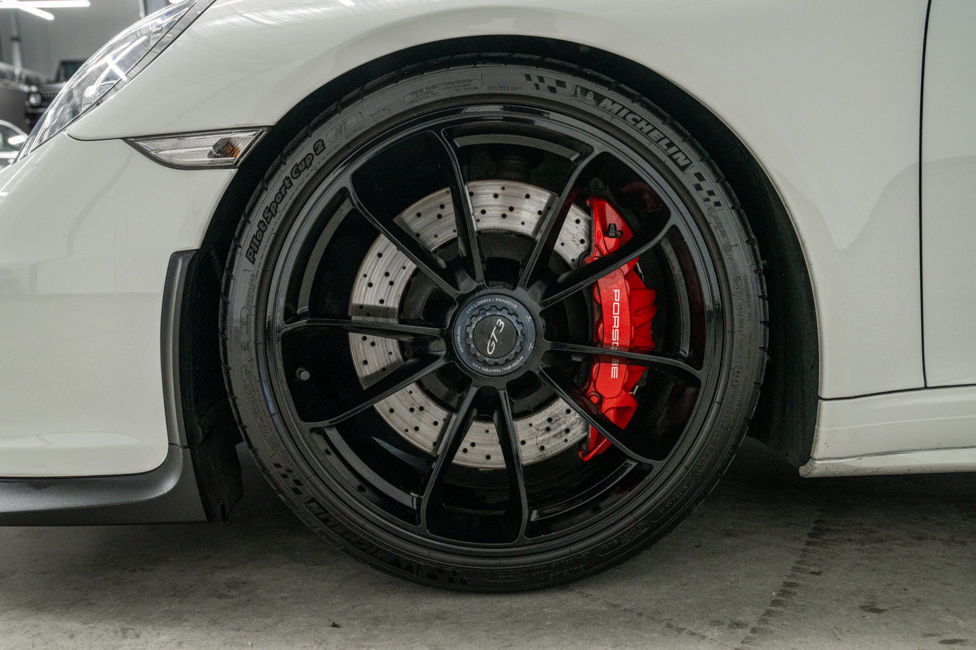 Used 2015 Porsche 911 GT3 RWD image 9